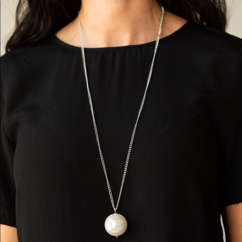 ✨3 for $10✨ Pearl necklace